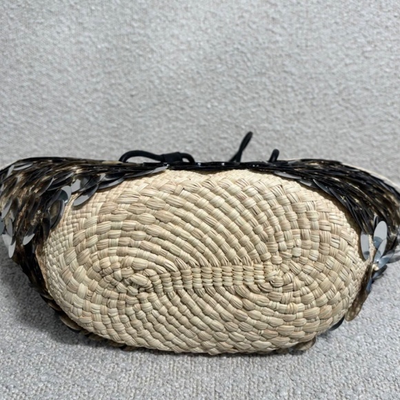 Pre-Owned Loewe Paula's Ibiza Small Sequin Anagram Basket Bag Silver - Picture 7 of 10